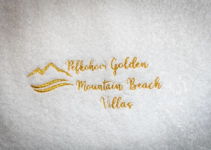 Willa Golden Mountain Pefkochori
