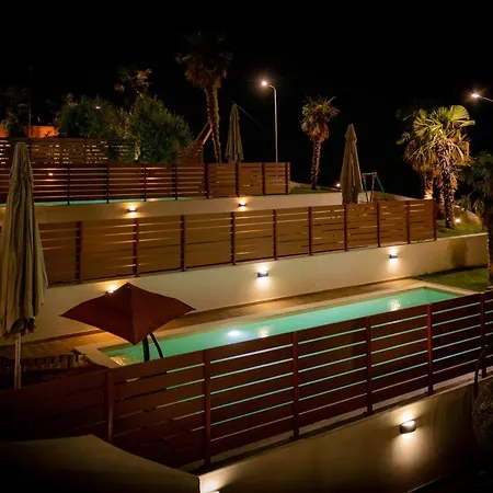 Golden Mountain Villa